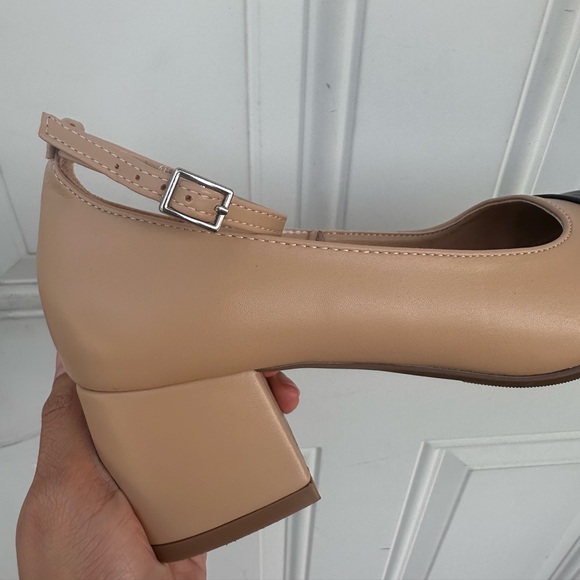 Forever 21 Black and Tan Block Heel Shoes - Picture 6 of 8